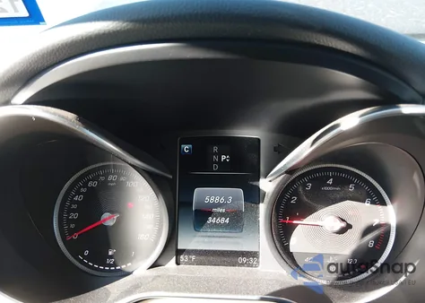 2017 Mercedes-Benz C 300 4Matic из США, поврежденный, VIN 55SWF4KBXHU227061